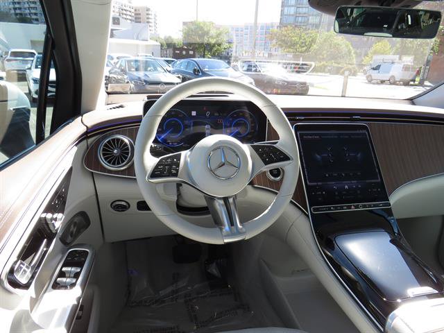 Used 2023 Mercedes-Benz EQE 500 4MATIC SUV image 9
