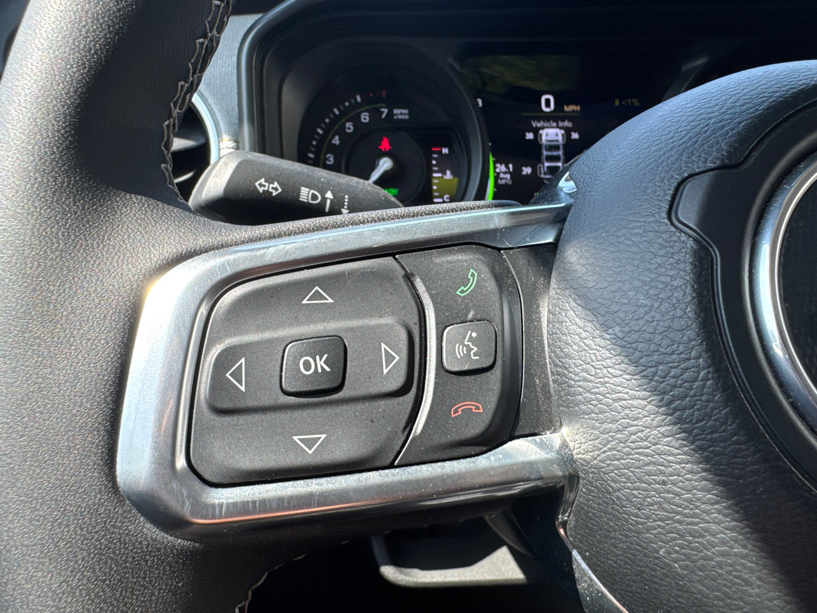 Used 2025 Jeep Wrangler Unlimited Sahara AWD/4WD image 31