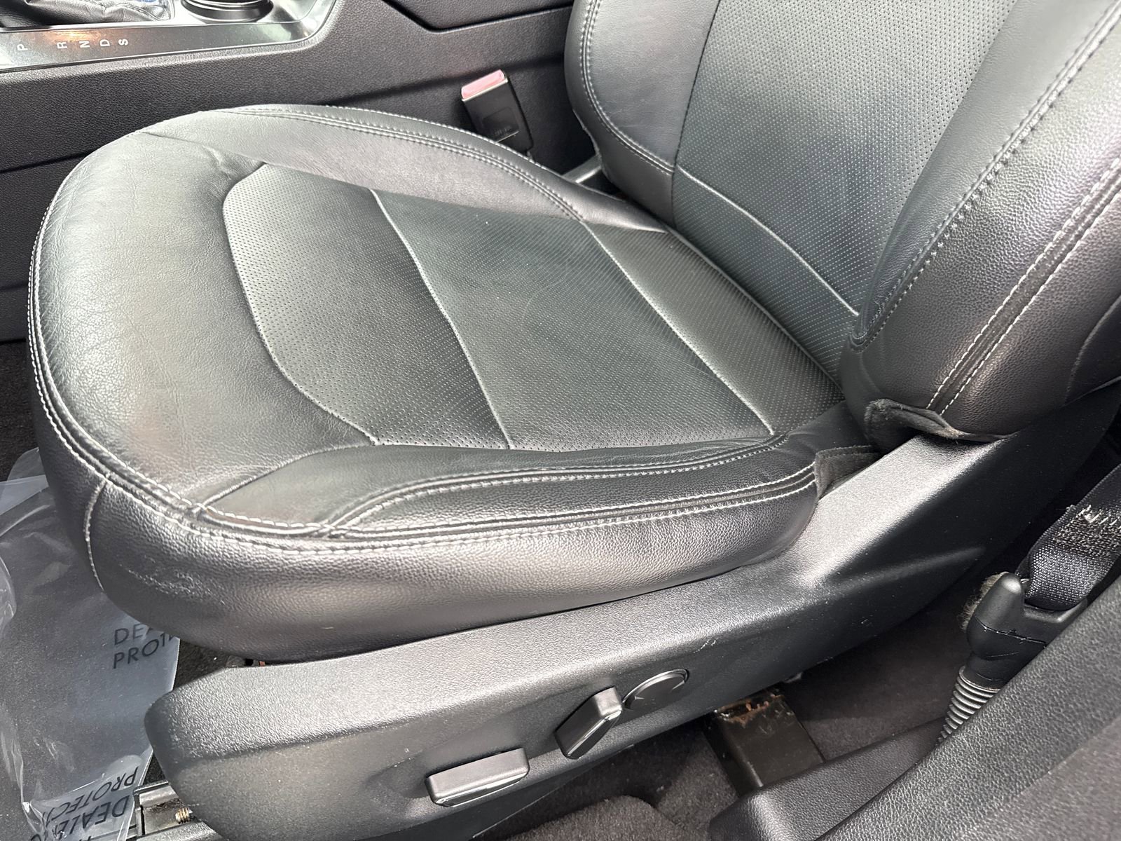 Used 2018 Ford Explorer Limited w/ Ford Safe & Smart Package FWD image 36