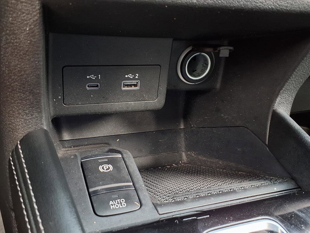 Certified 2023 Nissan Kicks SR w/ SR Premium Package image 22