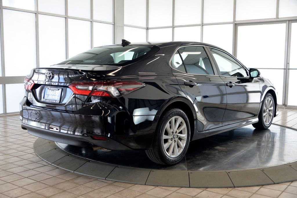Used 2022 Toyota Camry LE AWD/4WD image 8