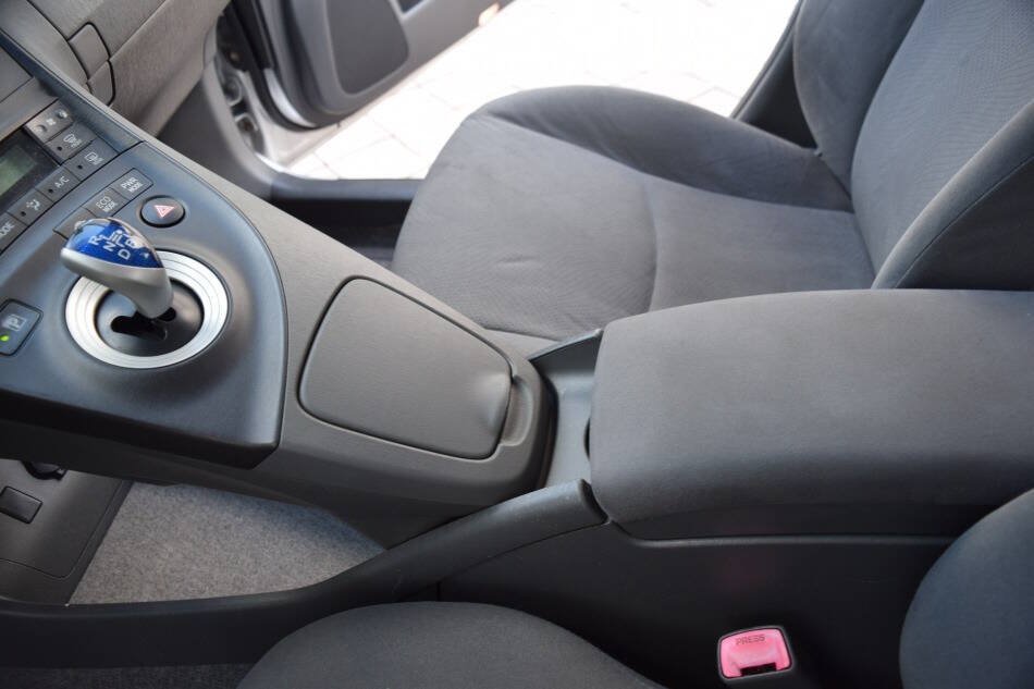 Used 2010 Toyota Prius Two FWD image 56