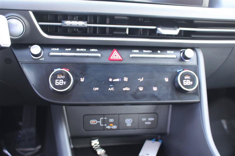Used 2025 Hyundai Sonata SEL FWD image 18