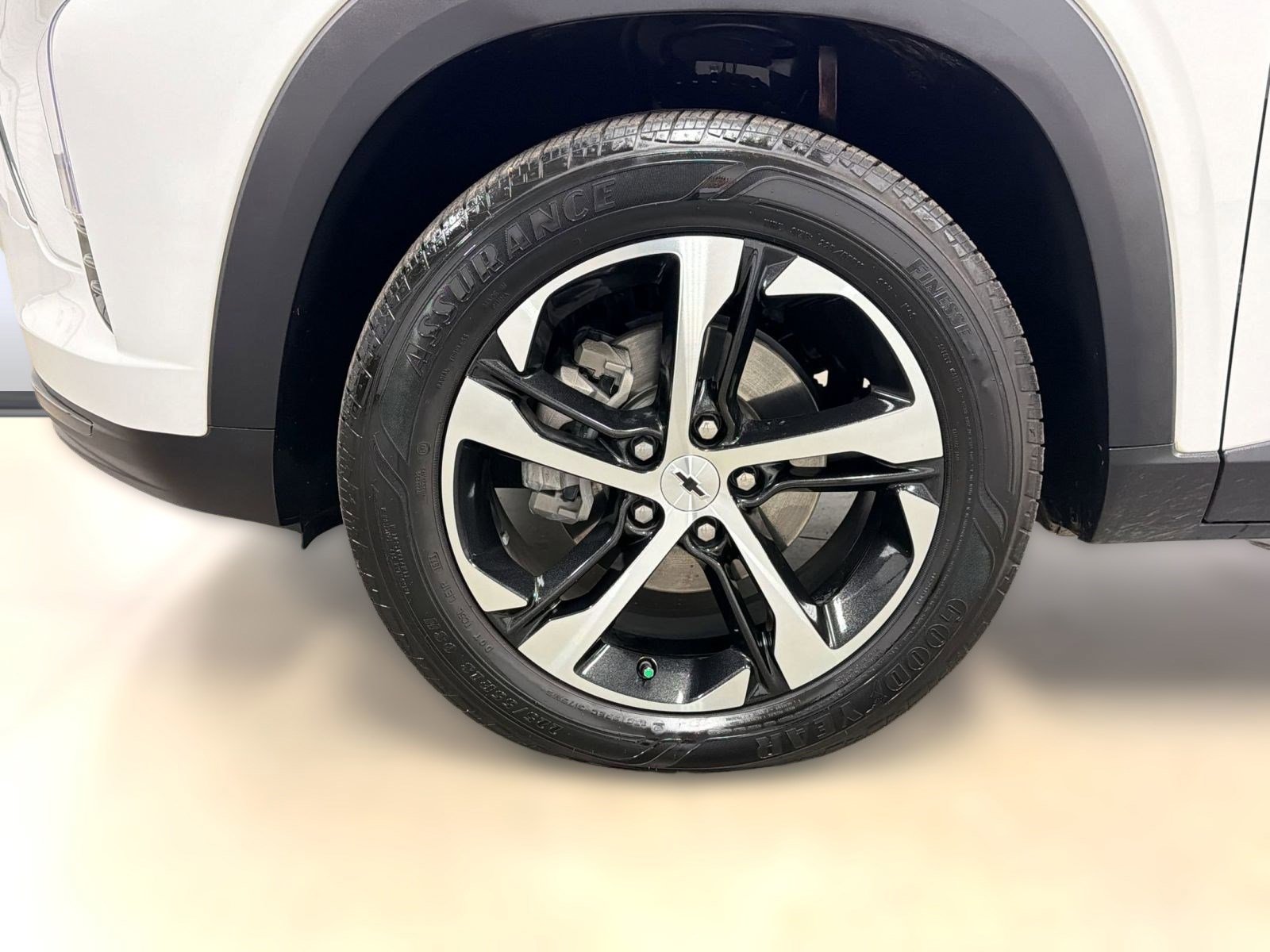 Used 2024 Chevrolet Trax RS w/ Driver Confidence Package image 10