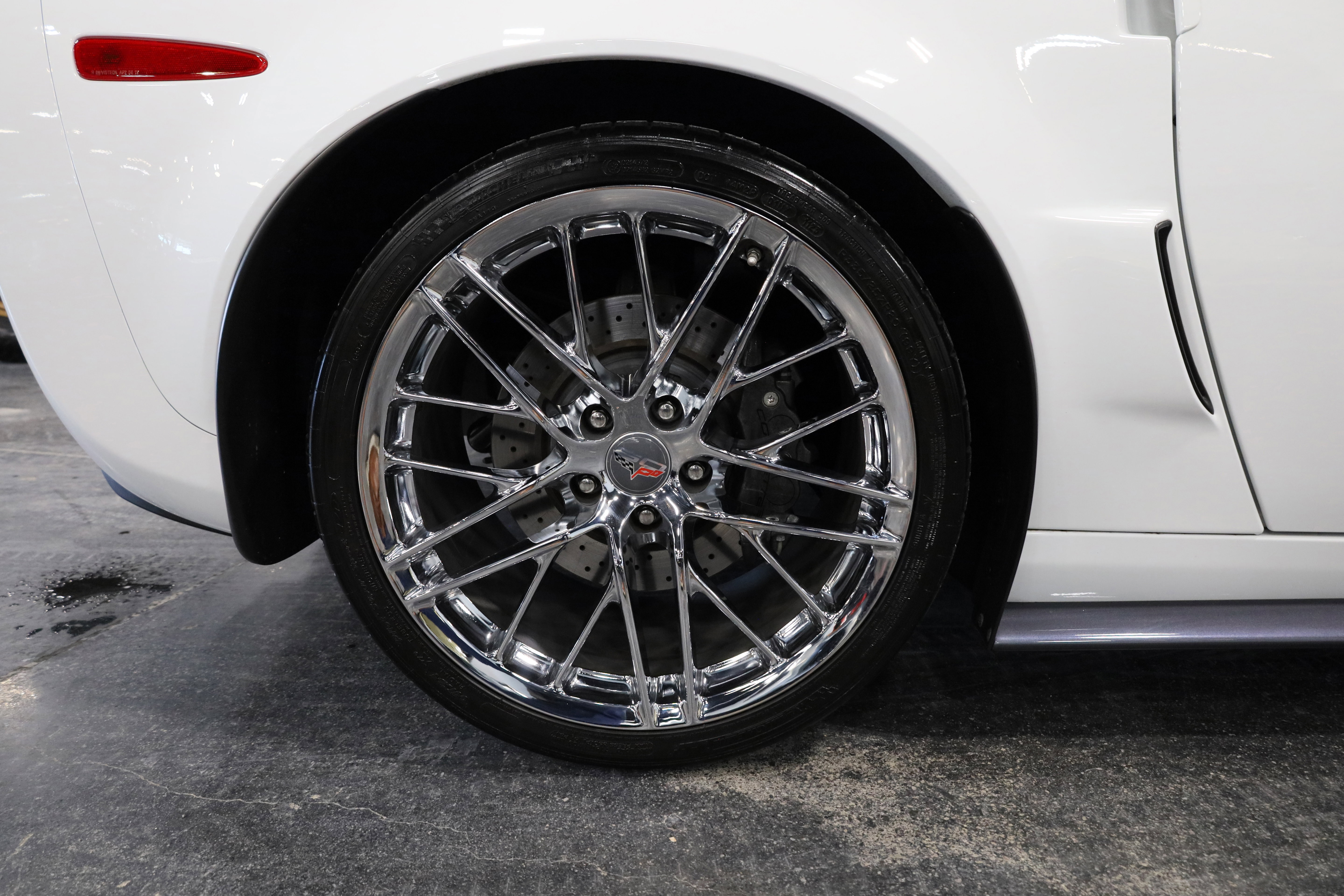 Used 2013 Chevrolet Corvette 427 w/ 1SC Preferred Equipment Group image 14