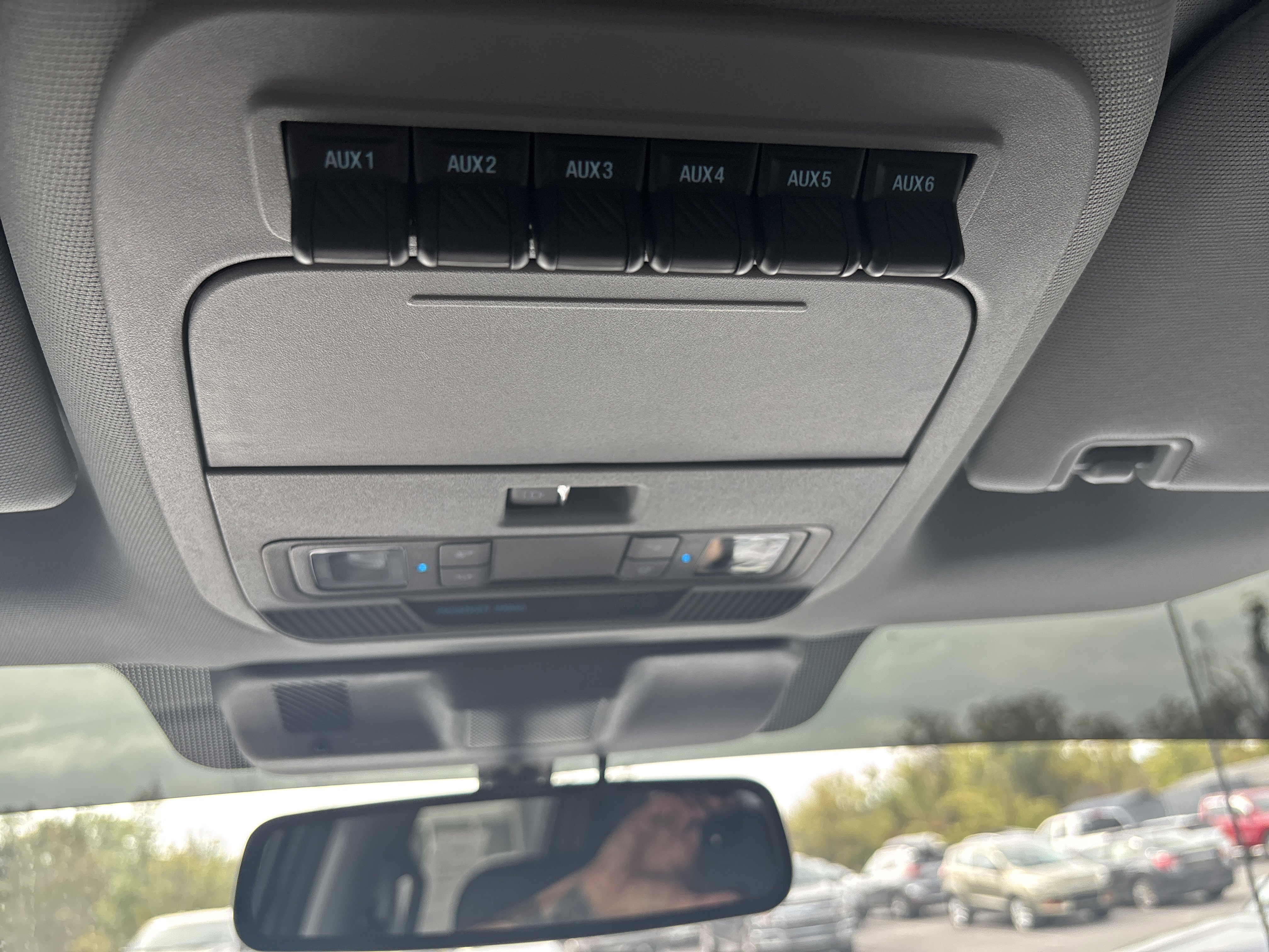 Used 2025 Ford F250 XLT w/ Black Appearance Package image 31
