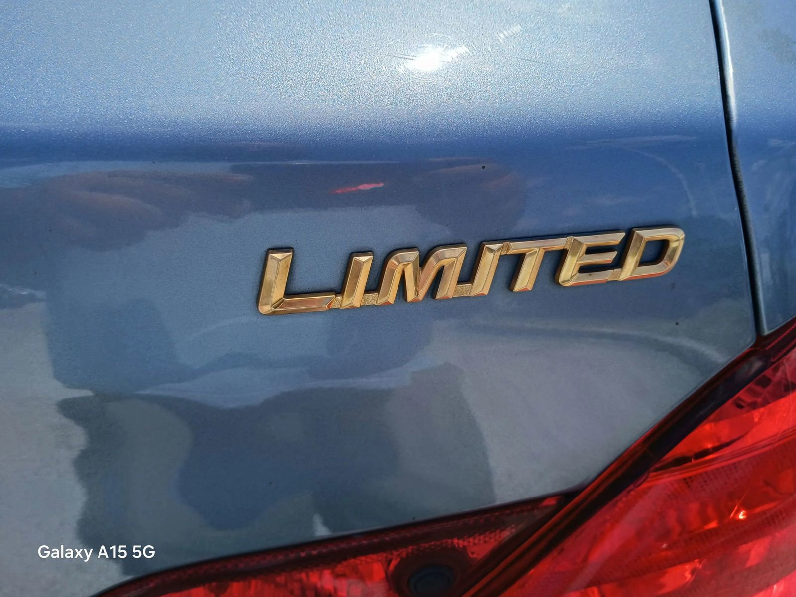 Used 2010 Toyota Avalon Limited FWD image 17