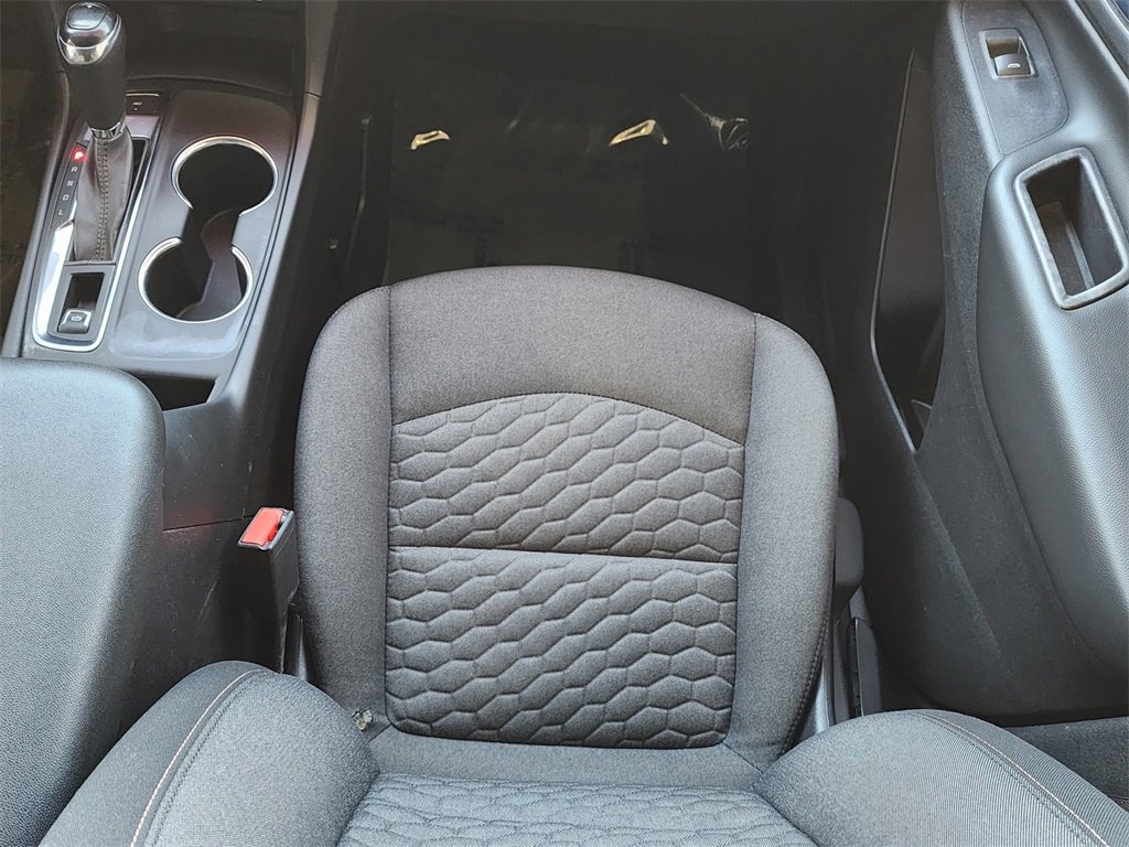 Used 2018 Chevrolet Equinox LT image 13