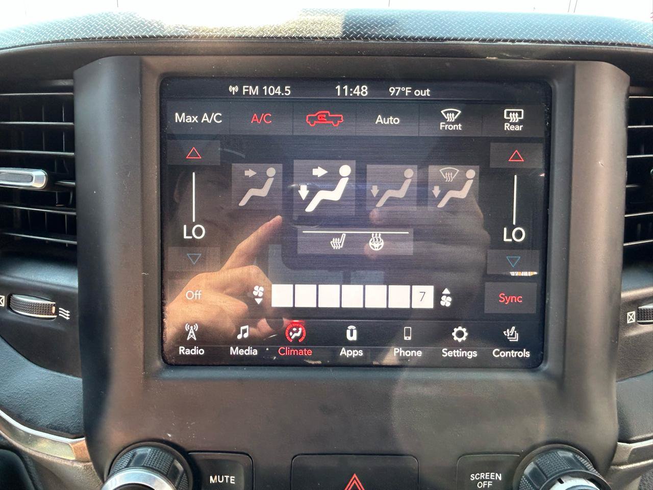 Used 2019 RAM 1500 Sport w/ Level 2 Equipment Group AWD/4WD image 23