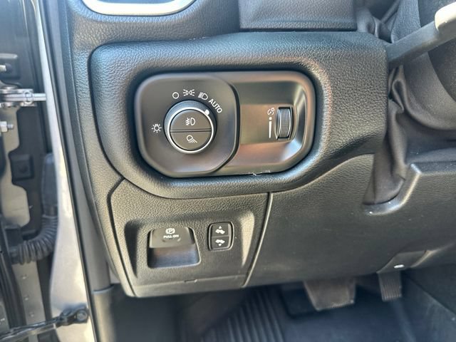 Used 2021 RAM 1500 Big Horn AWD/4WD image 18