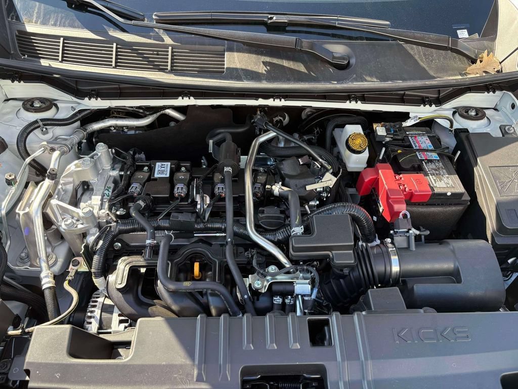 New 2026 Nissan Kicks SR w/ Illumination Package FWD image 24