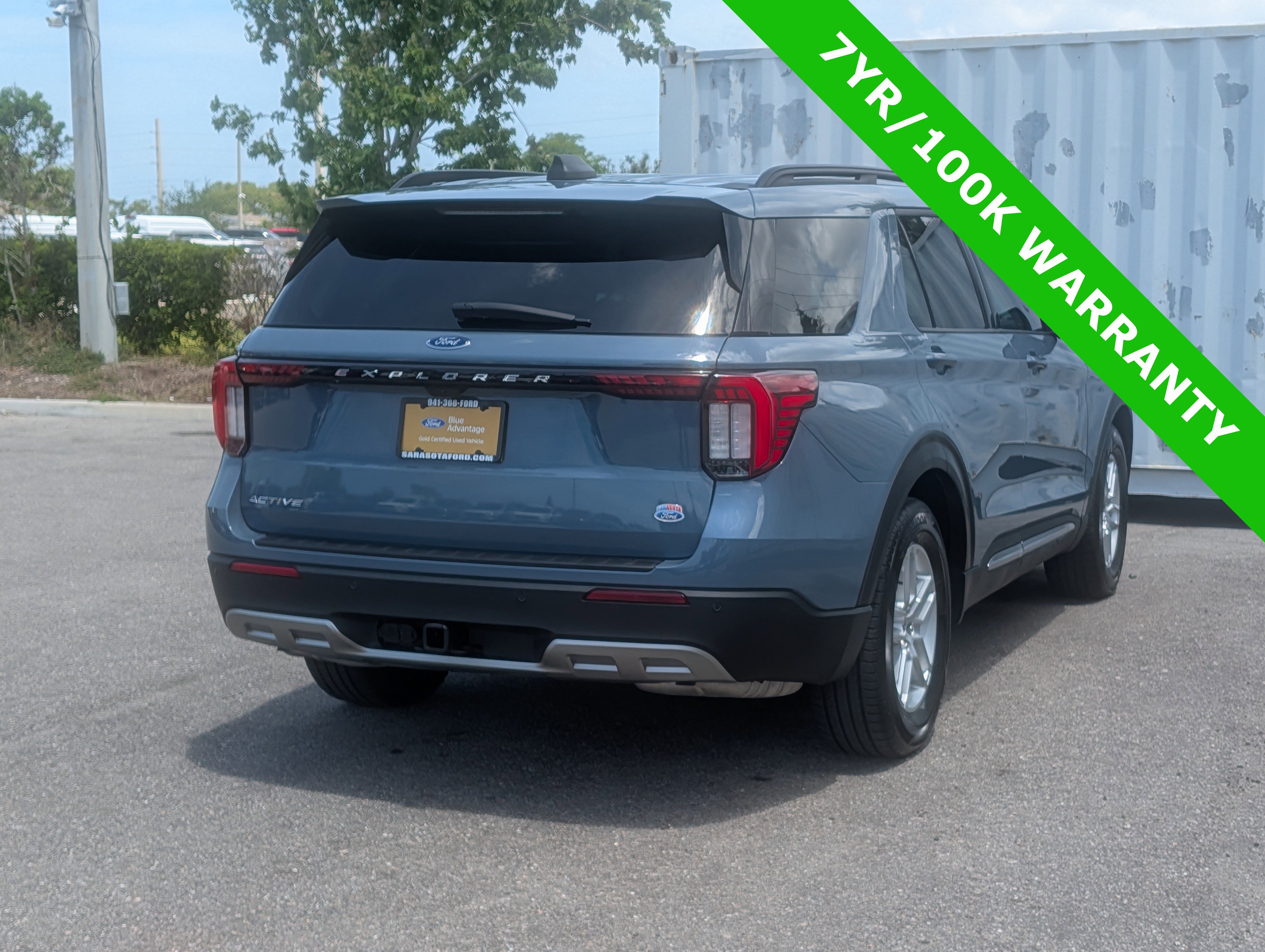 Certified 2025 Ford Explorer Active w/ Active Comfort Package RWD image 4