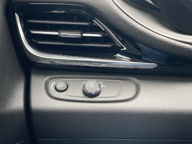 Used 2024 Buick Envista Avenir FWD image 13