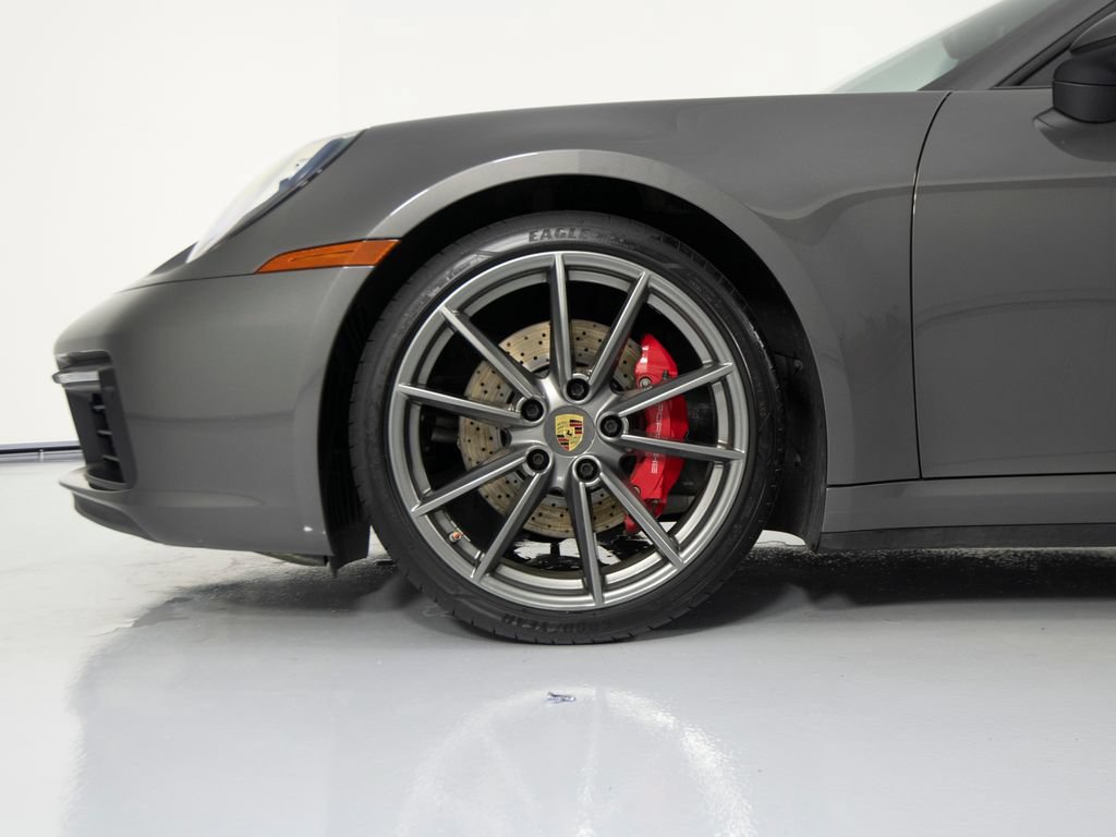 Used 2020 Porsche 911 Carrera 4S AWD/4WD image 9