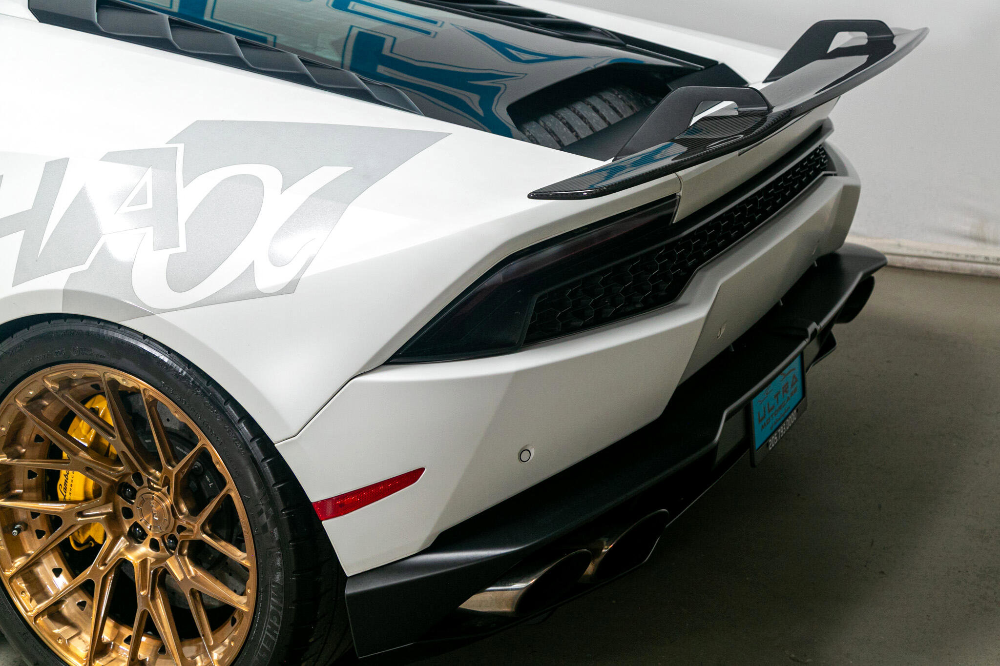 Used 2015 Lamborghini Huracan LP 610-4 image 25