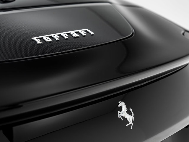 Used 2026 Ferrari Roma Spider RWD image 43