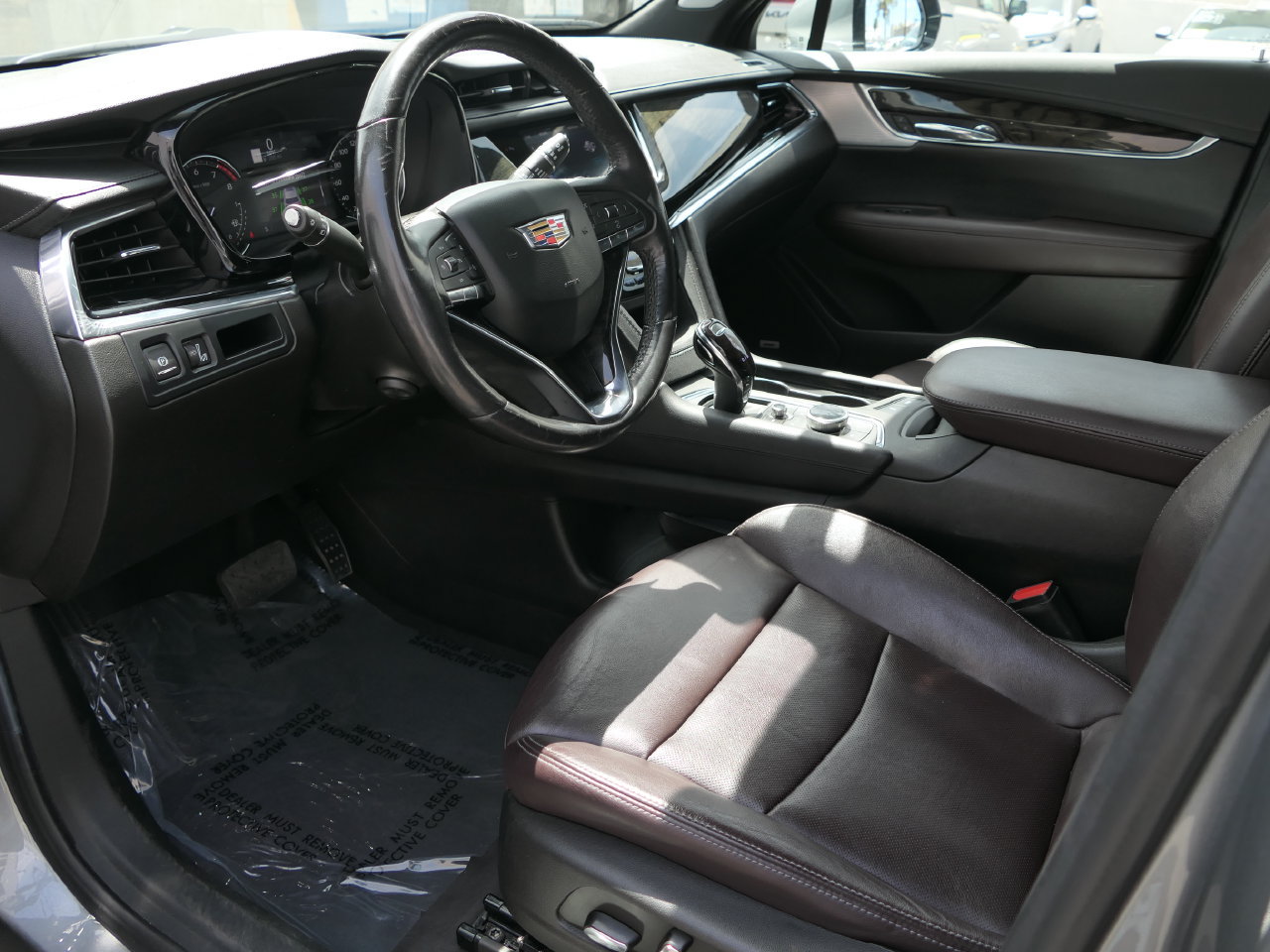 Used 2023 Cadillac XT6 Premium Luxury FWD image 11