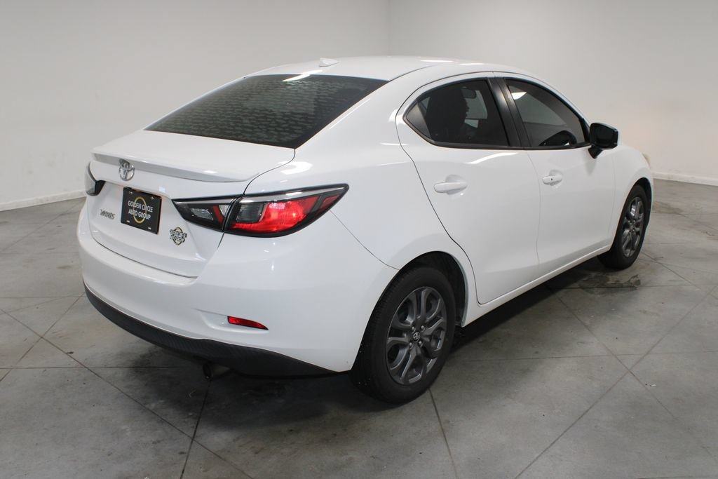 Used 2019 Toyota Yaris LE FWD image 9