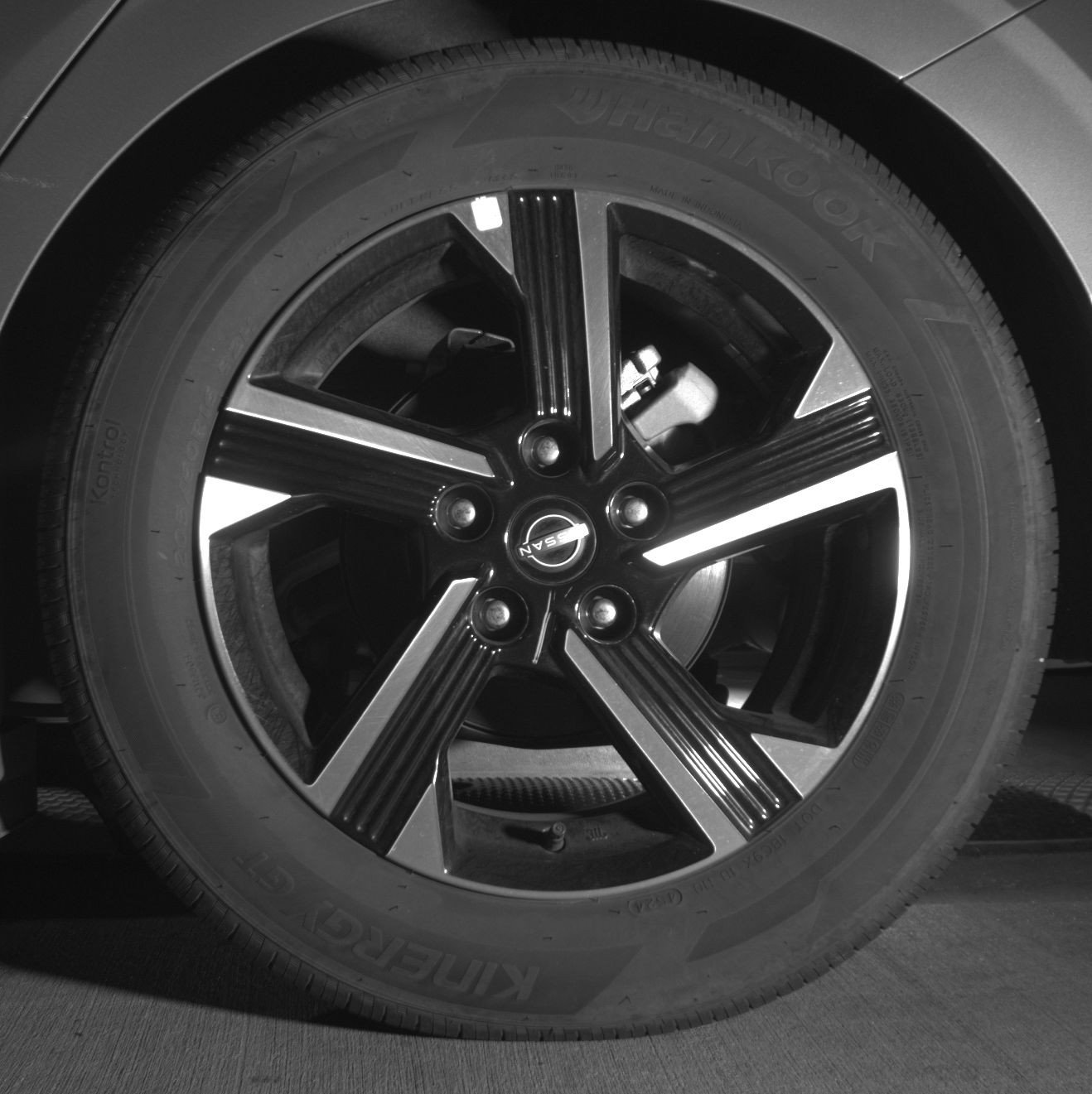 Used 2025 Nissan Sentra SV image 14