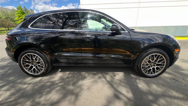 Used 2016 Porsche Macan S AWD/4WD image 23