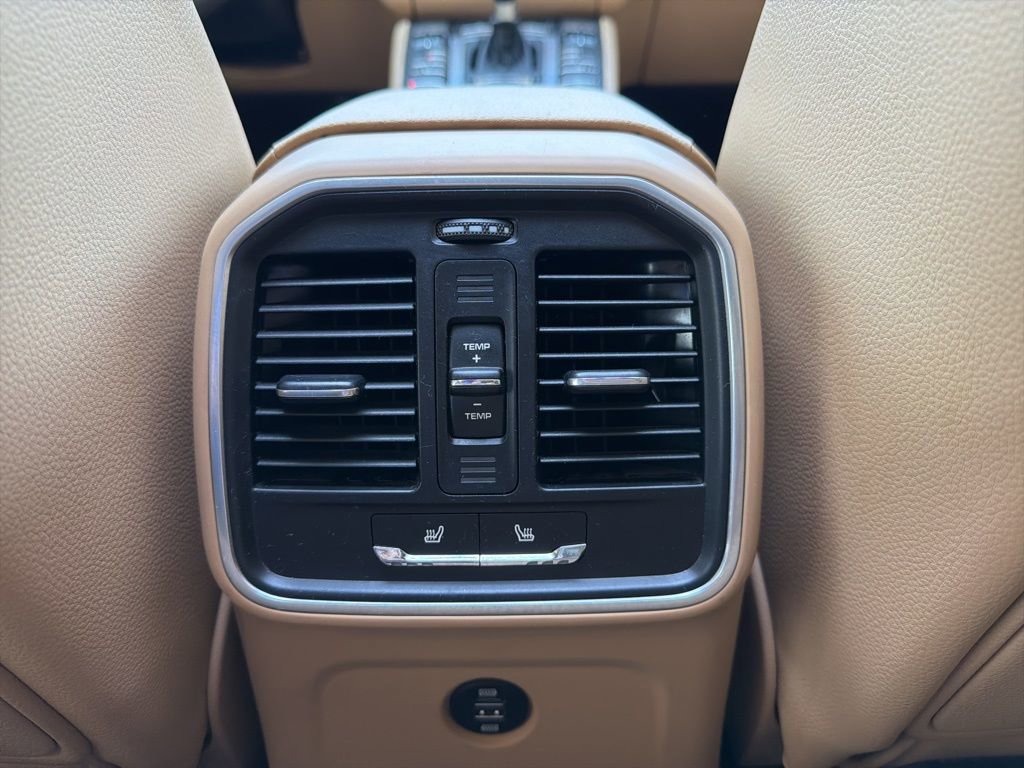 Used 2018 Porsche Macan Sport Edition image 14