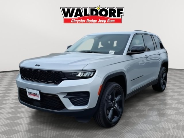 New 2025 Jeep Grand Cherokee 4WD image 7