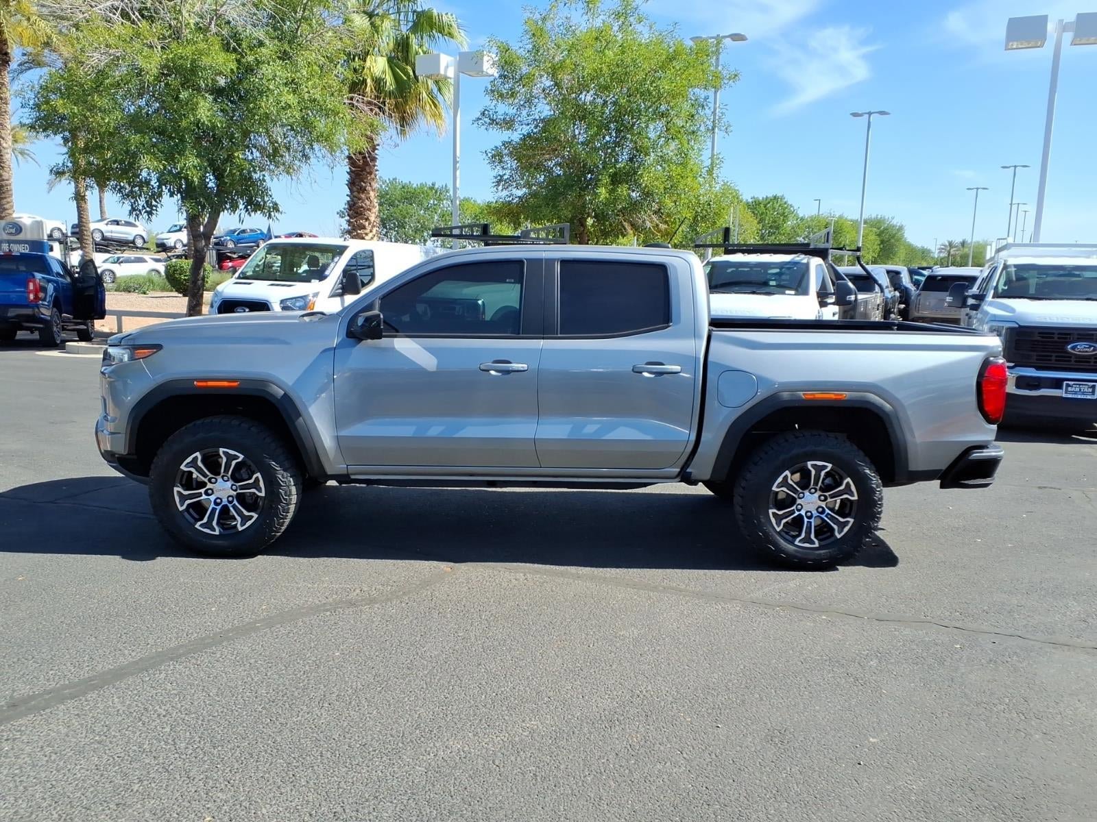 Used 2024 GMC Canyon AT4 w/ AT4 Premium Package AWD/4WD image 7