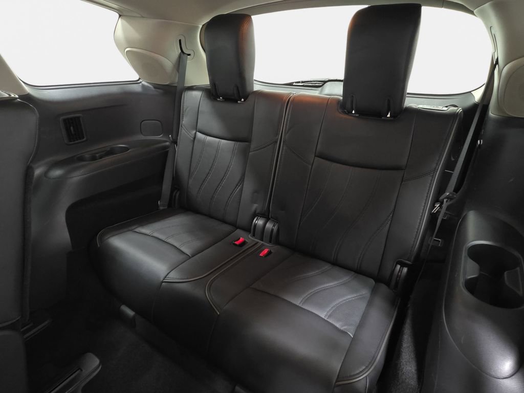 Used 2013 INFINITI JX35 AWD w/ Premium Pkg image 36