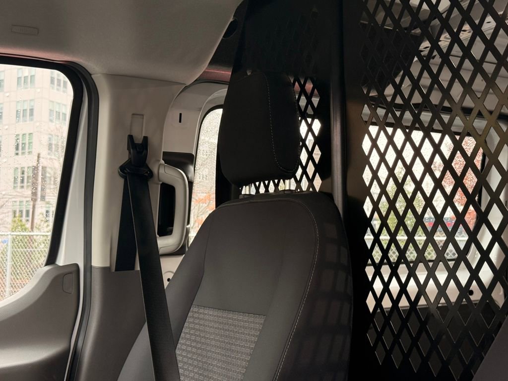 Used 2024 Ford Transit 250 Low Roof w/ Exterior Upgrade Package image 17