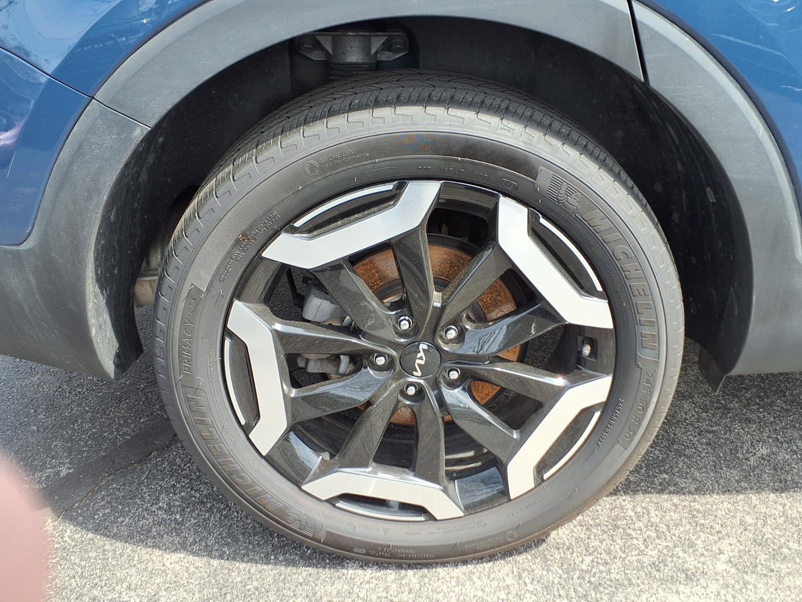 Used 2024 Kia Telluride EX AWD/4WD image 9