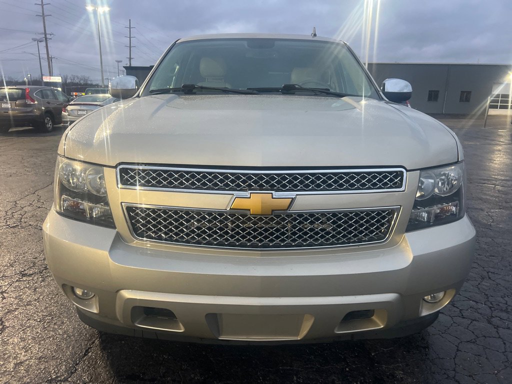 Used 2014 Chevrolet Tahoe LTZ image 2