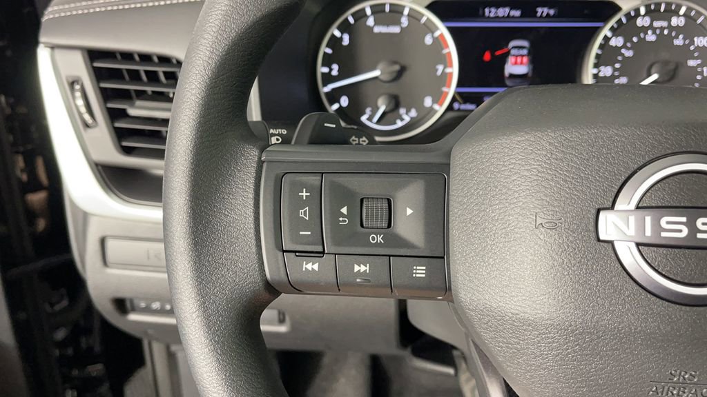 New 2025 Nissan Rogue S image 26