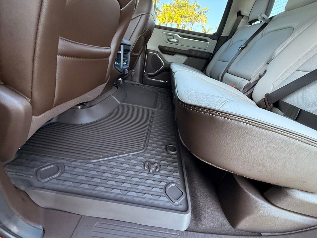 New 2026 RAM 1500 Laramie AWD/4WD image 29