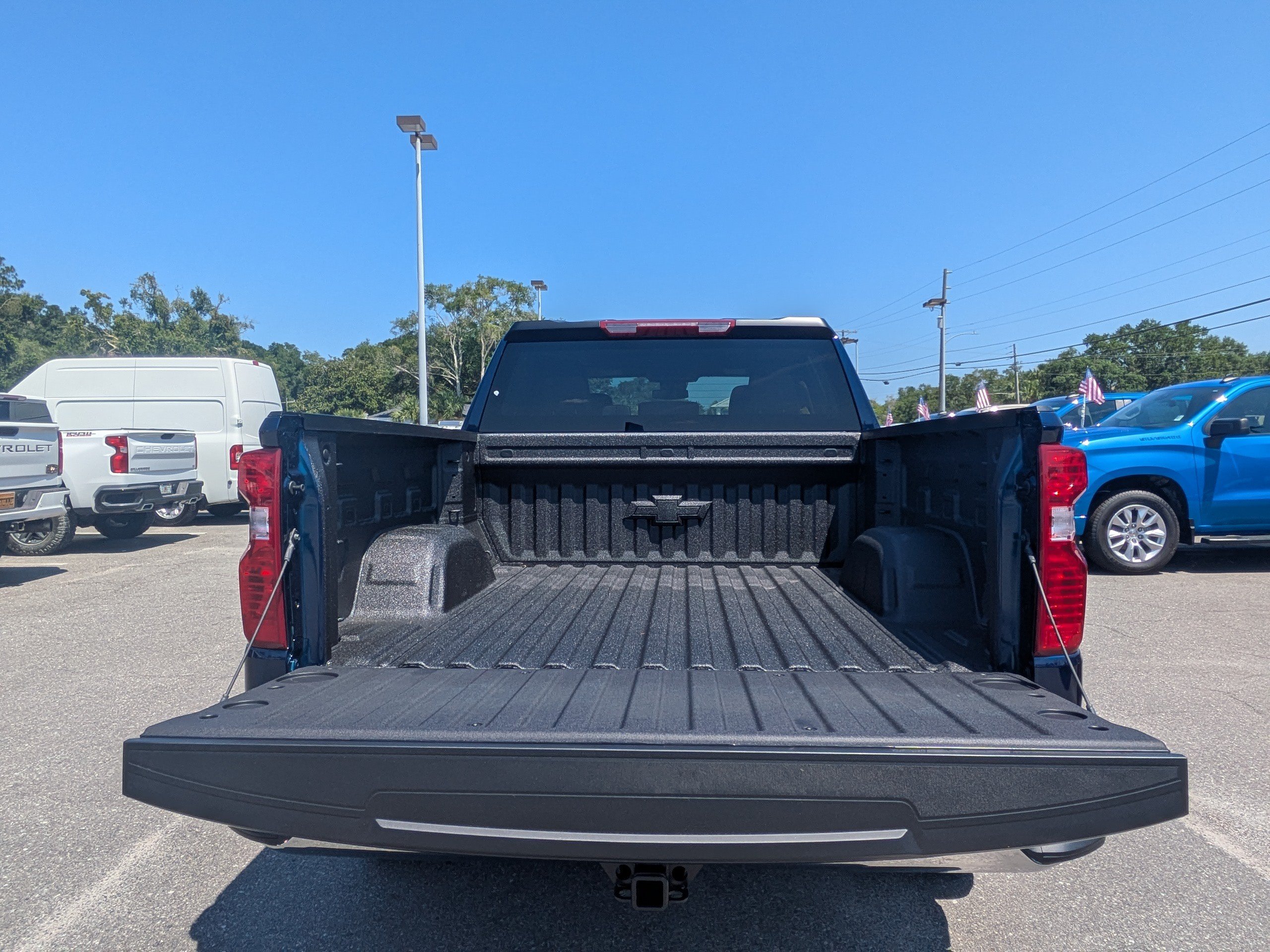 New 2026 Chevrolet Silverado 1500 LT w/ Protection Package AWD/4WD image 13