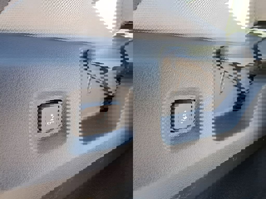 New 2025 Toyota Tacoma TRD Sport image 15