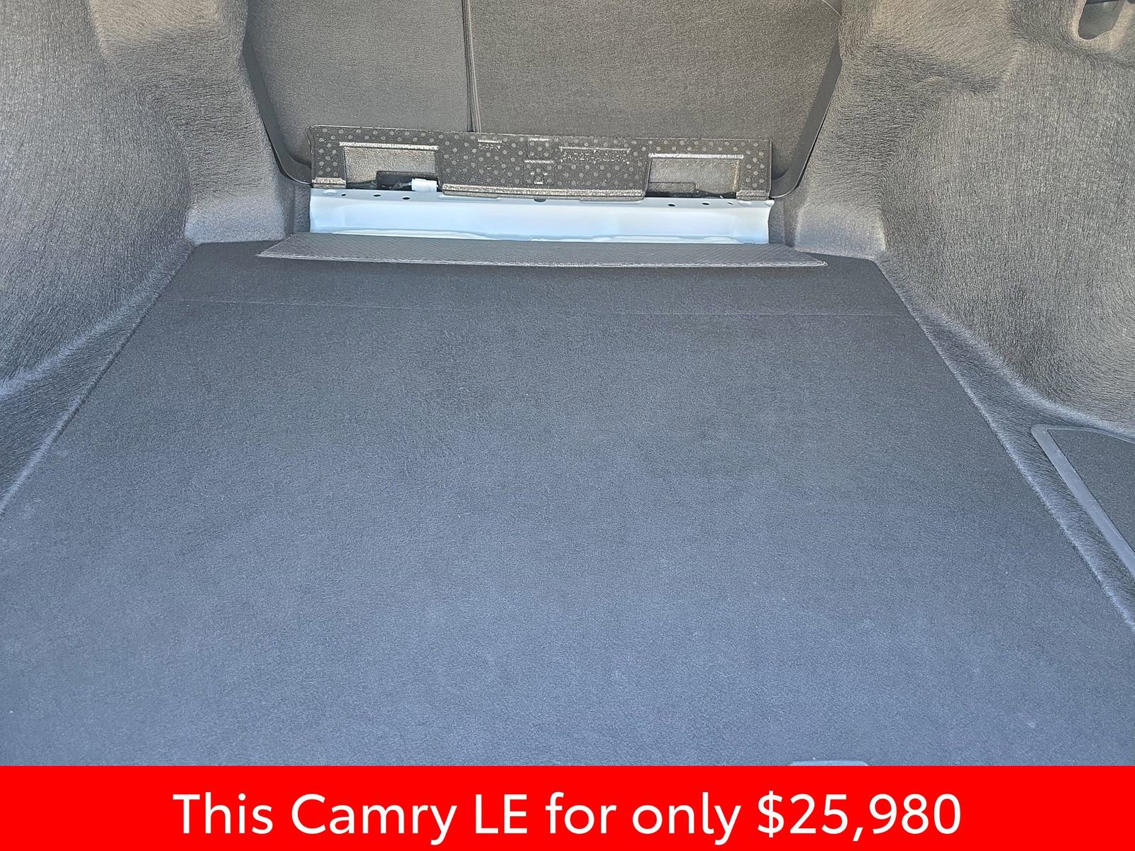 Used 2025 Toyota Camry LE image 18