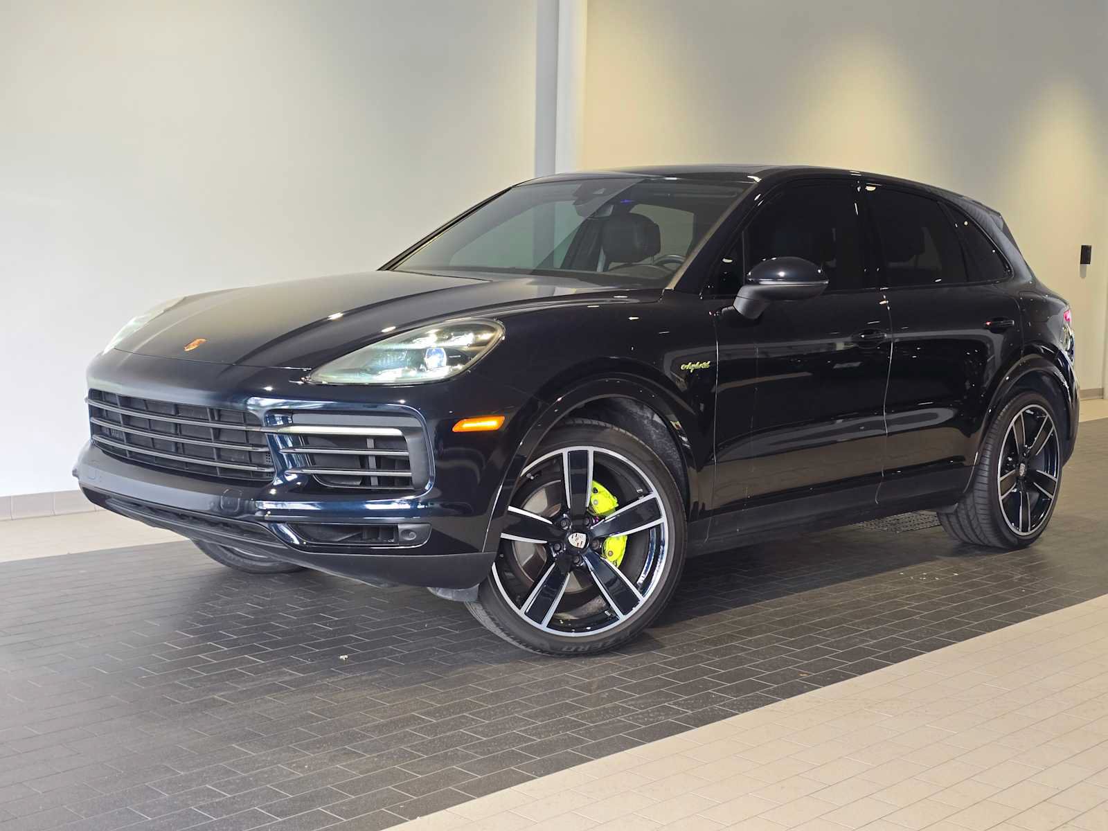 Used 2022 Porsche Cayenne Platinum Edition