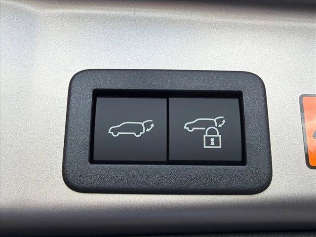 New 2026 Toyota RAV4 SE w/ Convenience Package AWD/4WD image 19