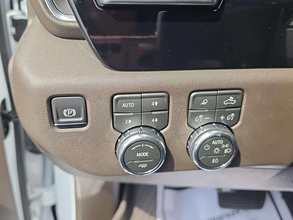 New 2026 GMC Sierra 2500 SLT w/ SLT Premium Package AWD/4WD image 21