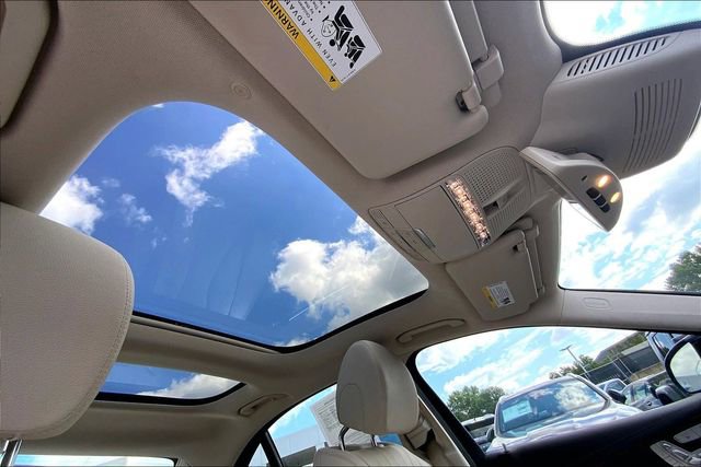 Used 2018 Mercedes-Benz E 300 4MATIC image 11
