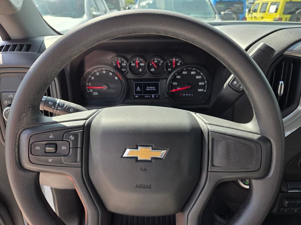 Used 2025 Chevrolet Silverado 2500 W/T RWD image 27