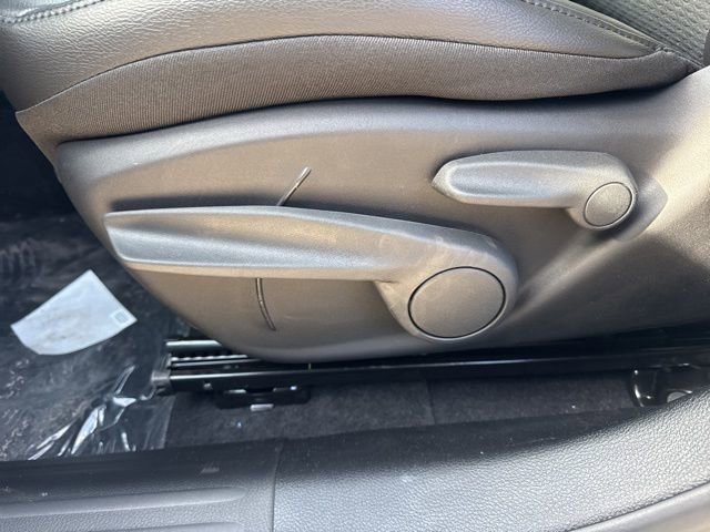 New 2026 Jeep Compass Latitude AWD/4WD image 10