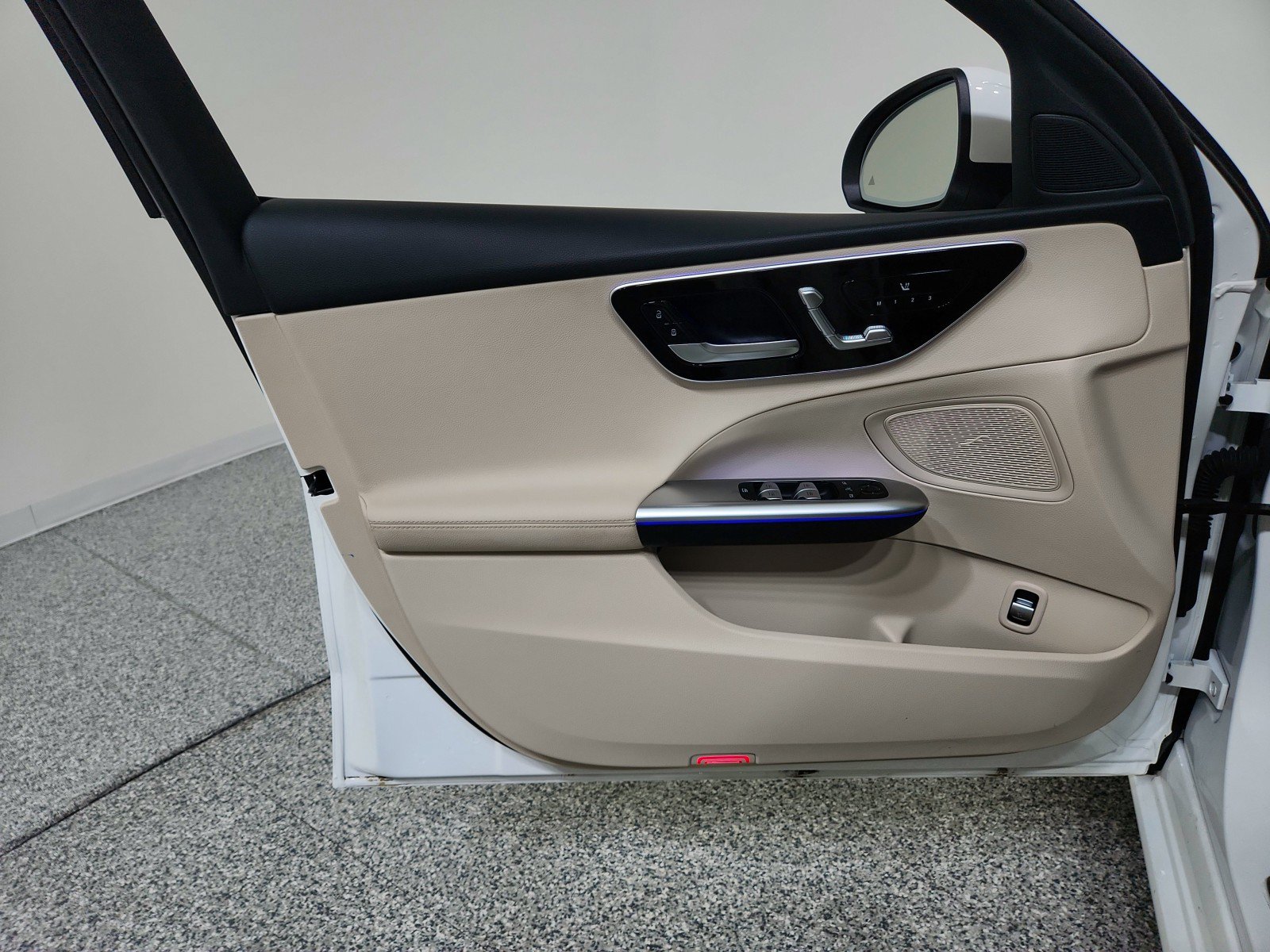 Used 2022 Mercedes-Benz C 300 Sedan w/ Exclusive Trim Package image 26