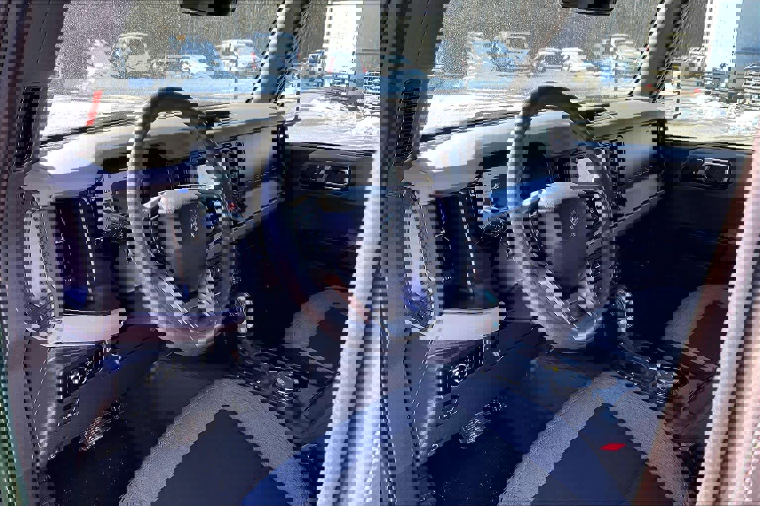 Used 2023 Ford Bronco Base image 17