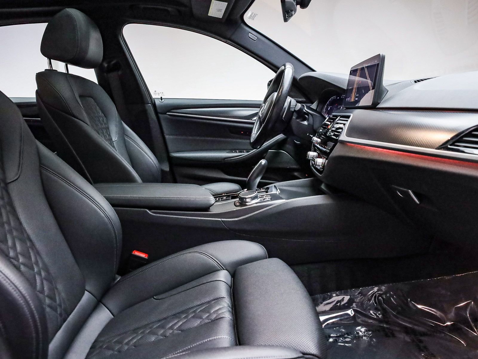 Certified 2023 BMW 540i w/ M Sport Package image 18