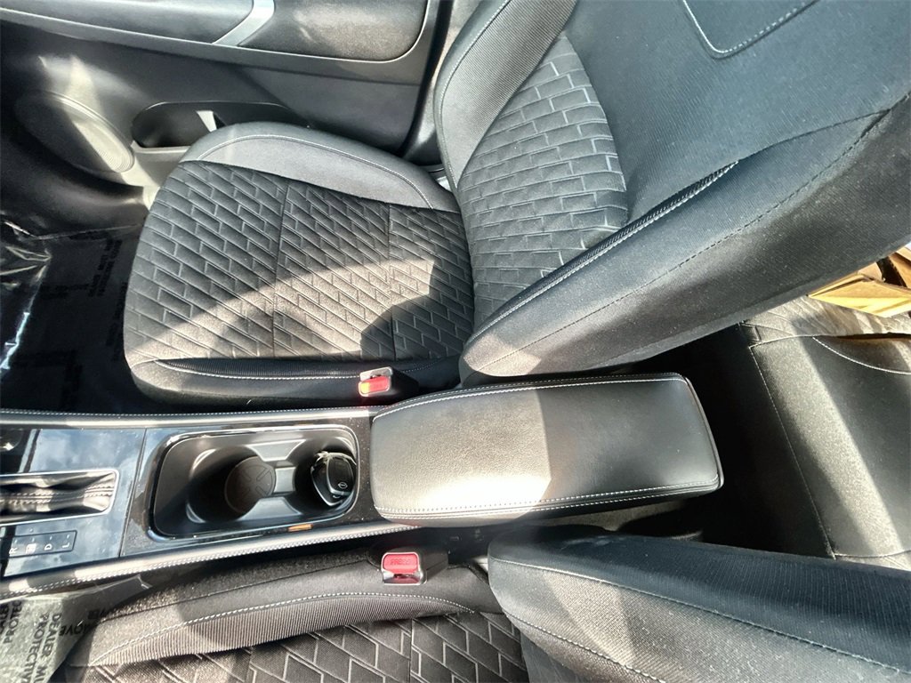 Used 2024 Nissan Kicks SV image 26