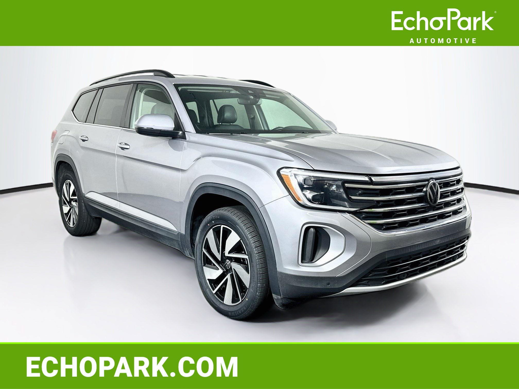 Used 2025 Volkswagen Atlas SE