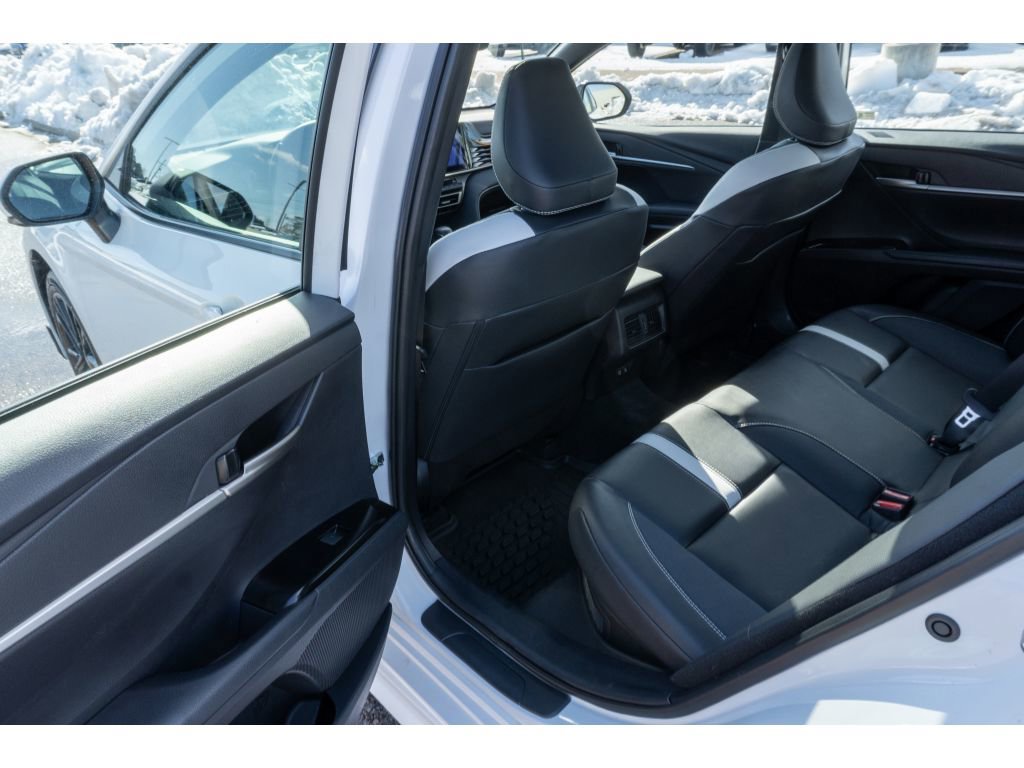 Certified 2025 Toyota Camry SE image 15