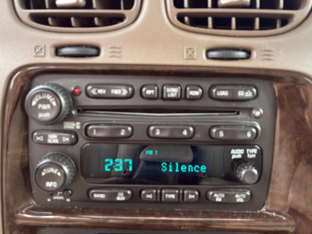 Used 2007 Buick Rainier CXL RWD image 26