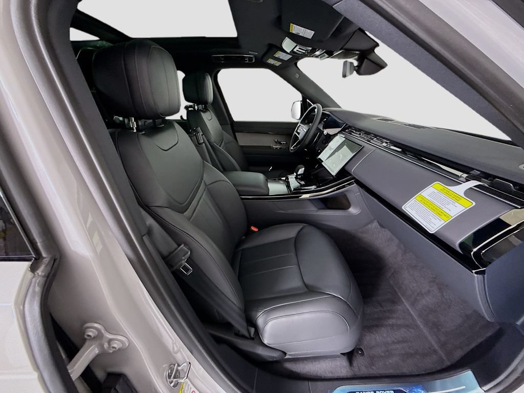 New 2026 Land Rover Range Rover Sport Dynamic SE AWD/4WD image 22